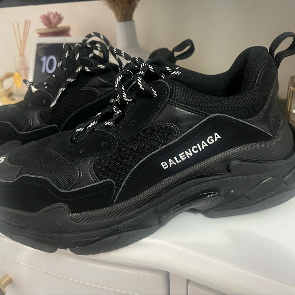Balenciaga 42 - Men 10.5
